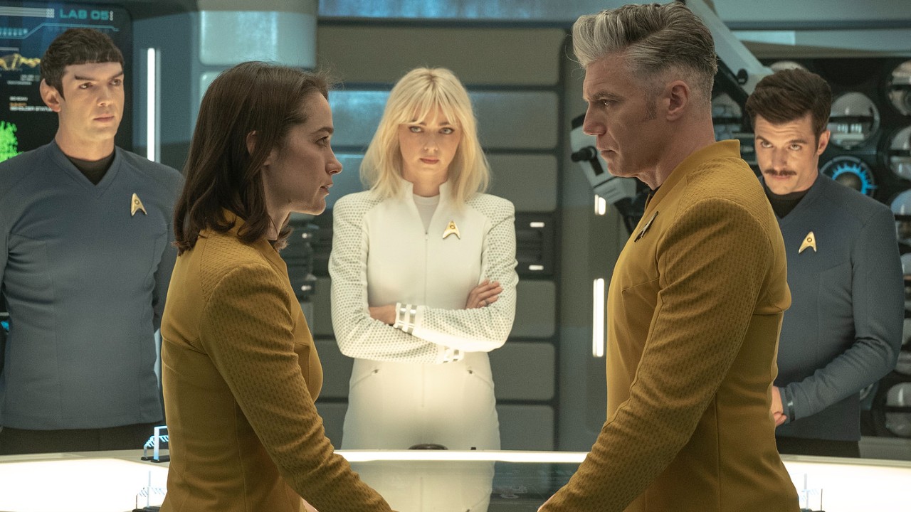 Pike and Batel stare into each other&#039;s eyes as Spock, Chapel, and Sam look on.