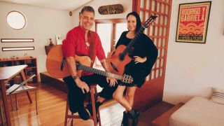 Rodrigo Y Gabriela publicity photo