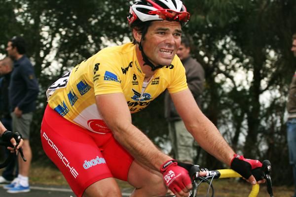 Rhys Pollock (Drapac) tried as best as he could, but could not keep up with his challengers on the final lap of Arthurs Seat