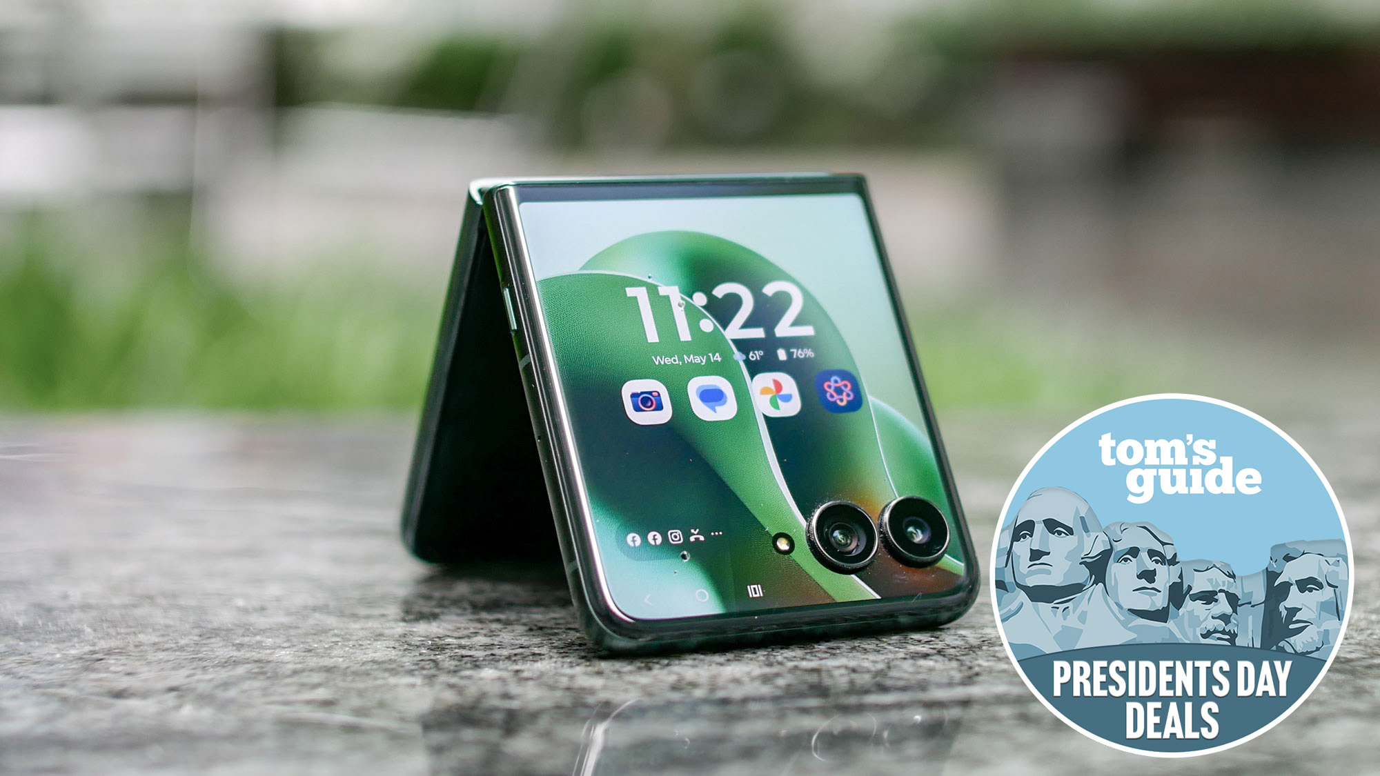 The Motorola Razr Ultra 2025 with a Tom's Guide Presidents' Day deal badge