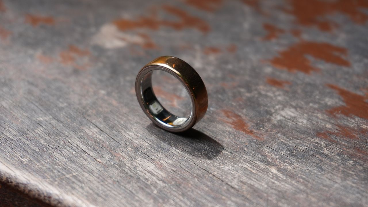 A close up of the Oura Ring 5 on a table
