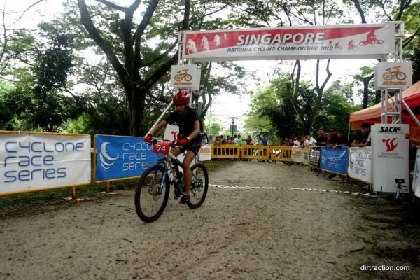 Bernice Chen (L&amp;T) racing to win the women's crown.
