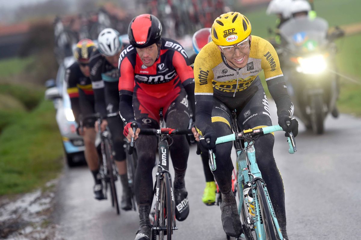 Sep Vanmarcke (Lotto-Jumbo) tries an atack