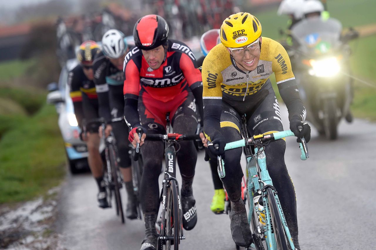 Sep Vanmarcke (Lotto-Jumbo) tries an atack
