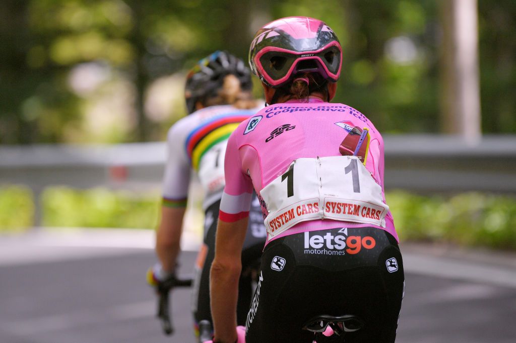 World champion Anna van der Breggan and race leader Annemiek van Vleuten off the front