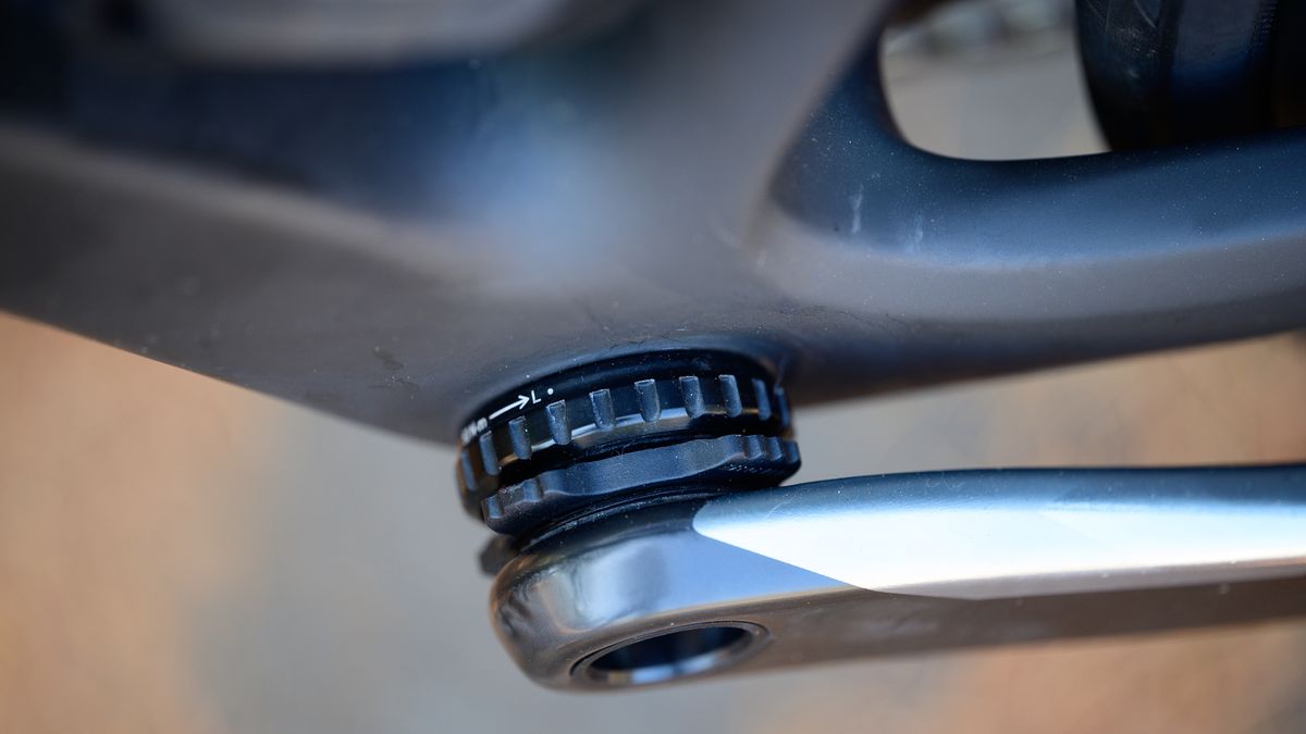 Cannondale SuperSix Evo 4 threaded bottom bracket