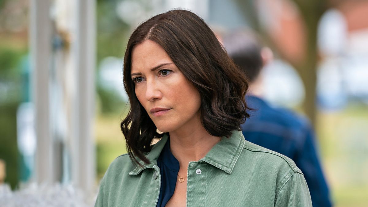 The Way Home's Chyler Leigh Explains Why The Hallmark Series