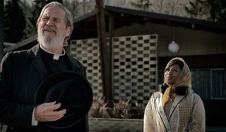 Bad Times At The El Royale Jeff Bridges and Cynthia Erivo being friendly in the sunlight