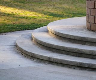 Curved garden steps