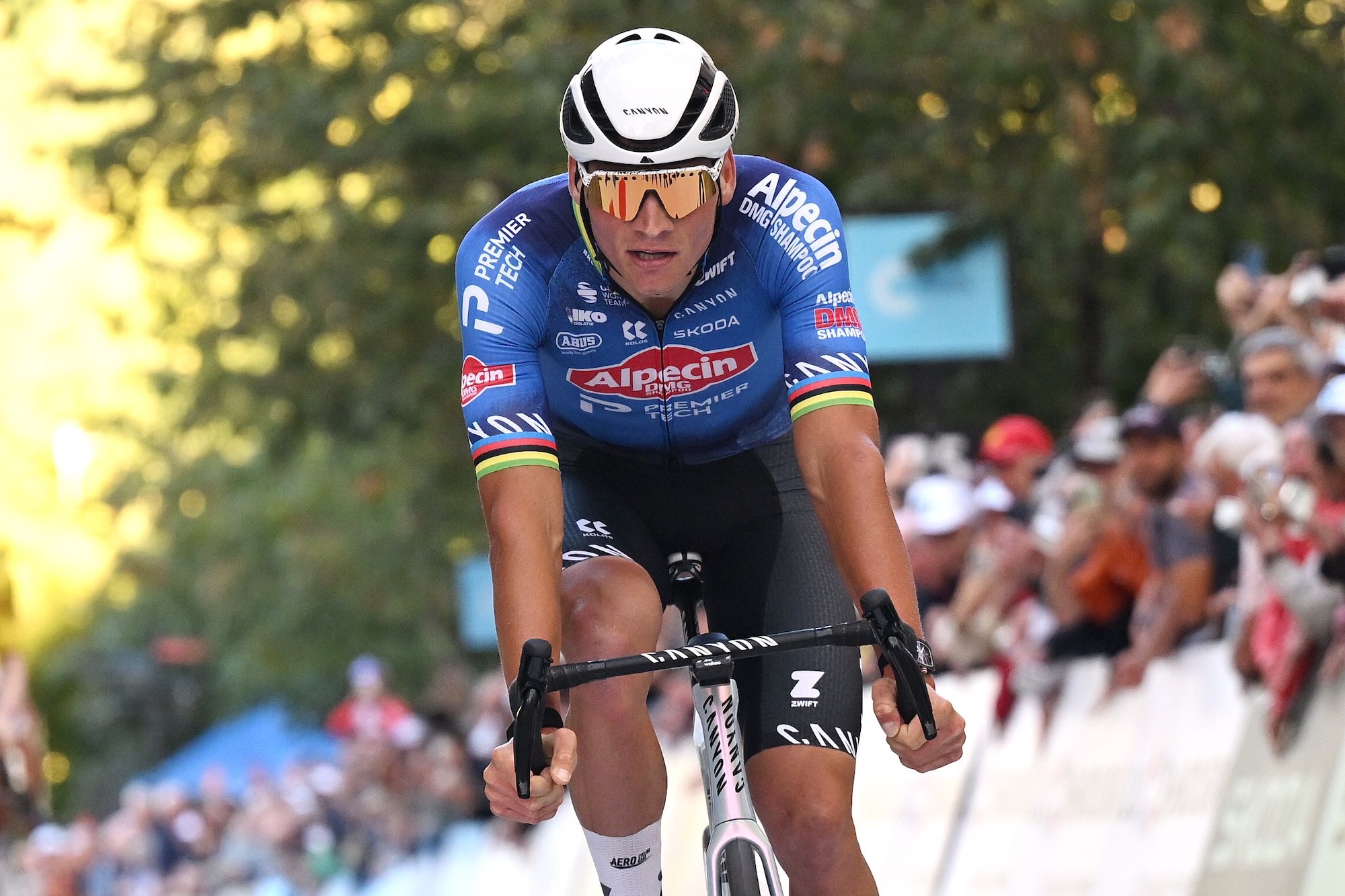 Image for Tour de Luxembourg: Mathieu van der Poel recovers from a foiled late-race attack to instead claim sprint victory on stage 1