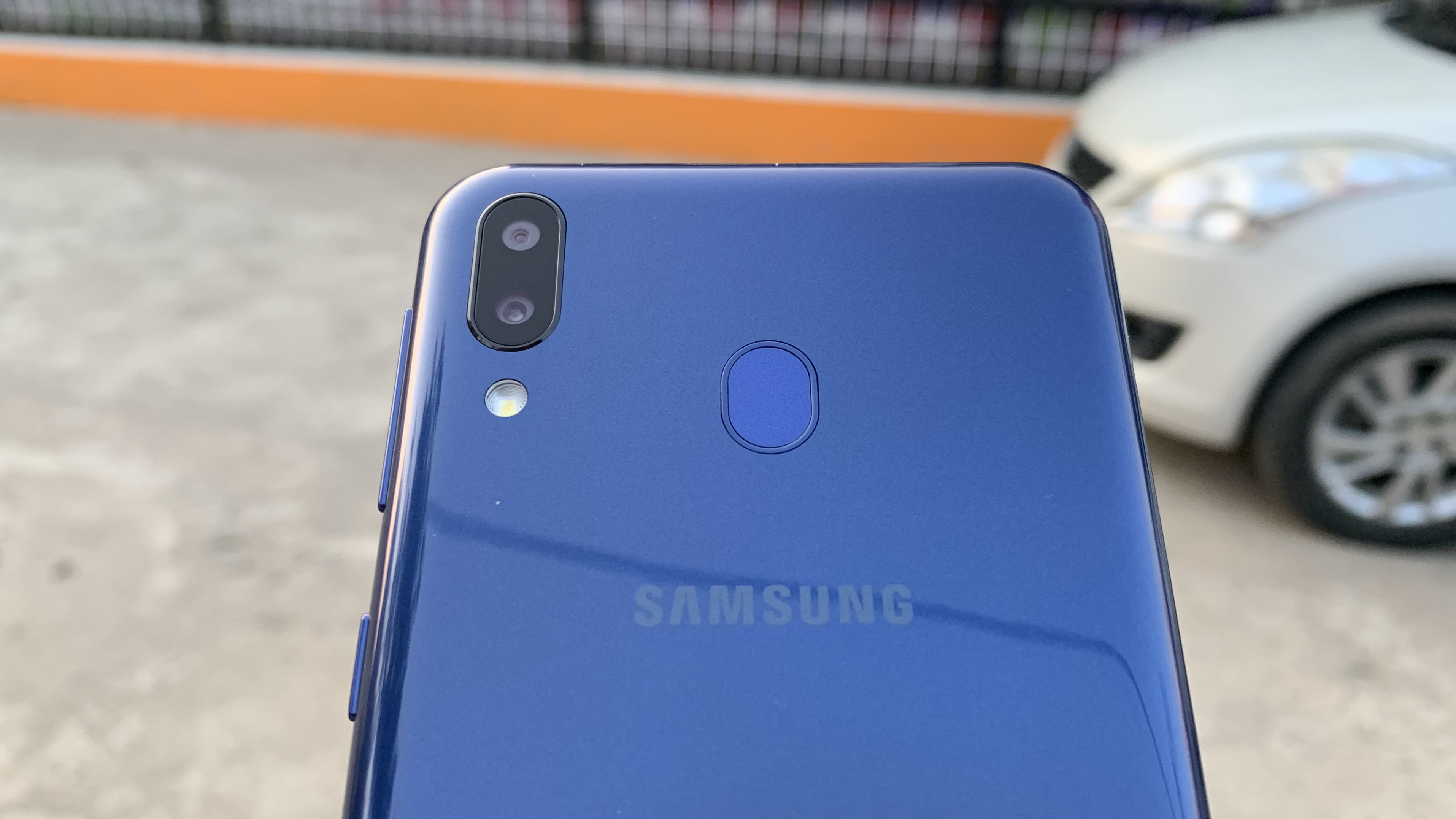 Samsung Galaxy M20 Review Techradar 3204