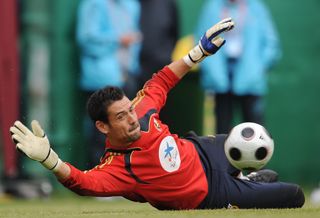 Andrés Palop makes a save in a training session for Spain at Euro 2008.