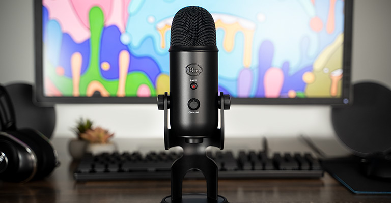 best podcasting microphones: Blue Yeti