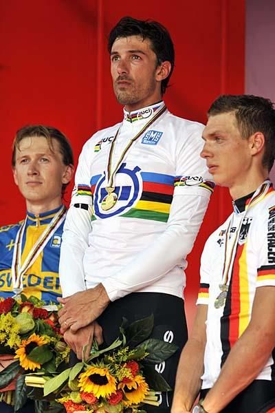 The Swiss national anthem rings out on Swiss soil... and enjoyed by a satisfied Fabian Cancellara.