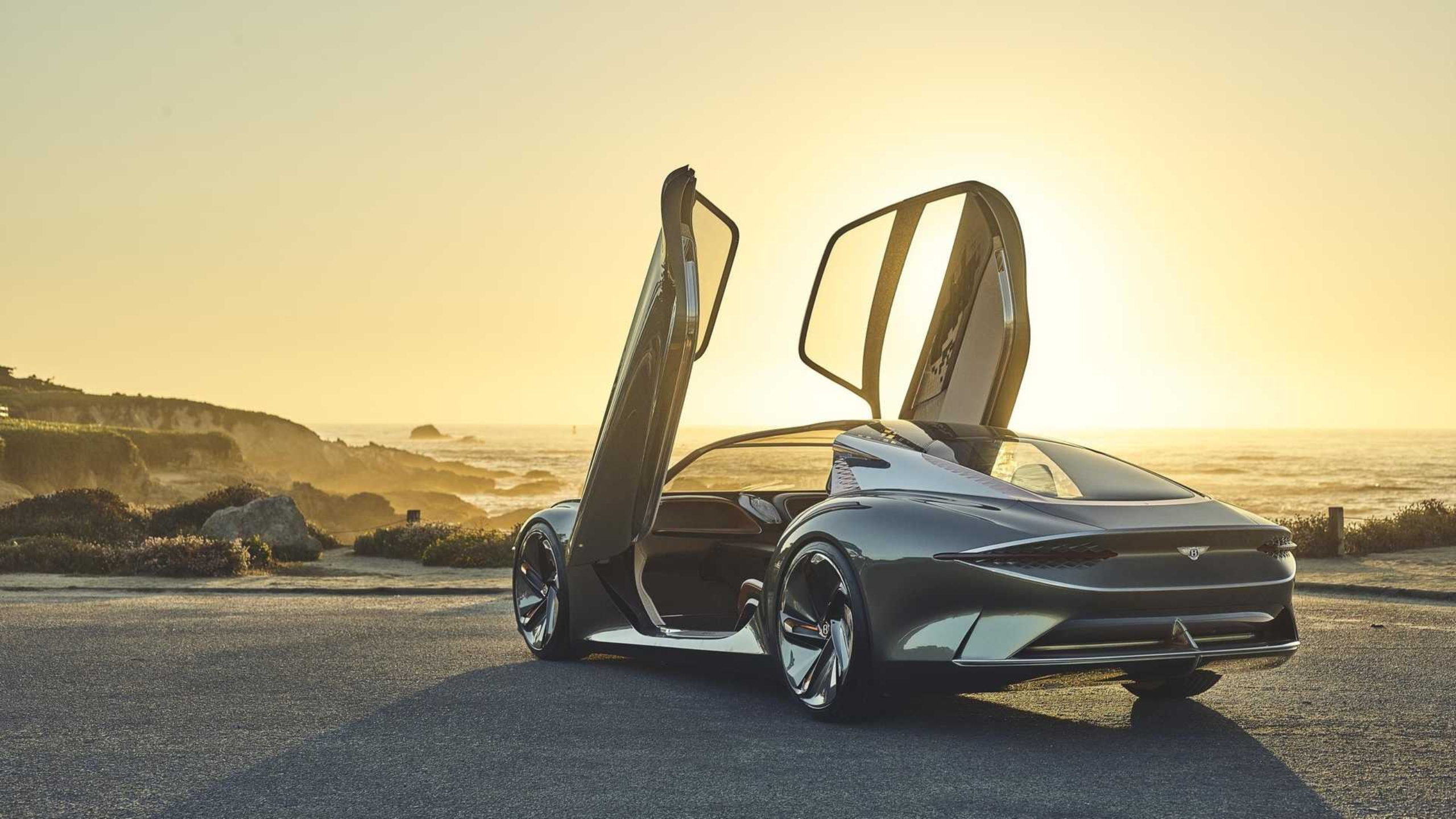 The Bentley EXP 100 GT concept