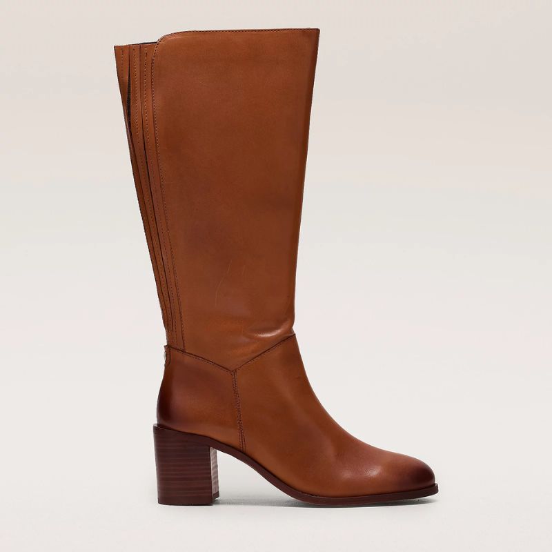 Ruth Langsford&#039;s brown leather knee high boots