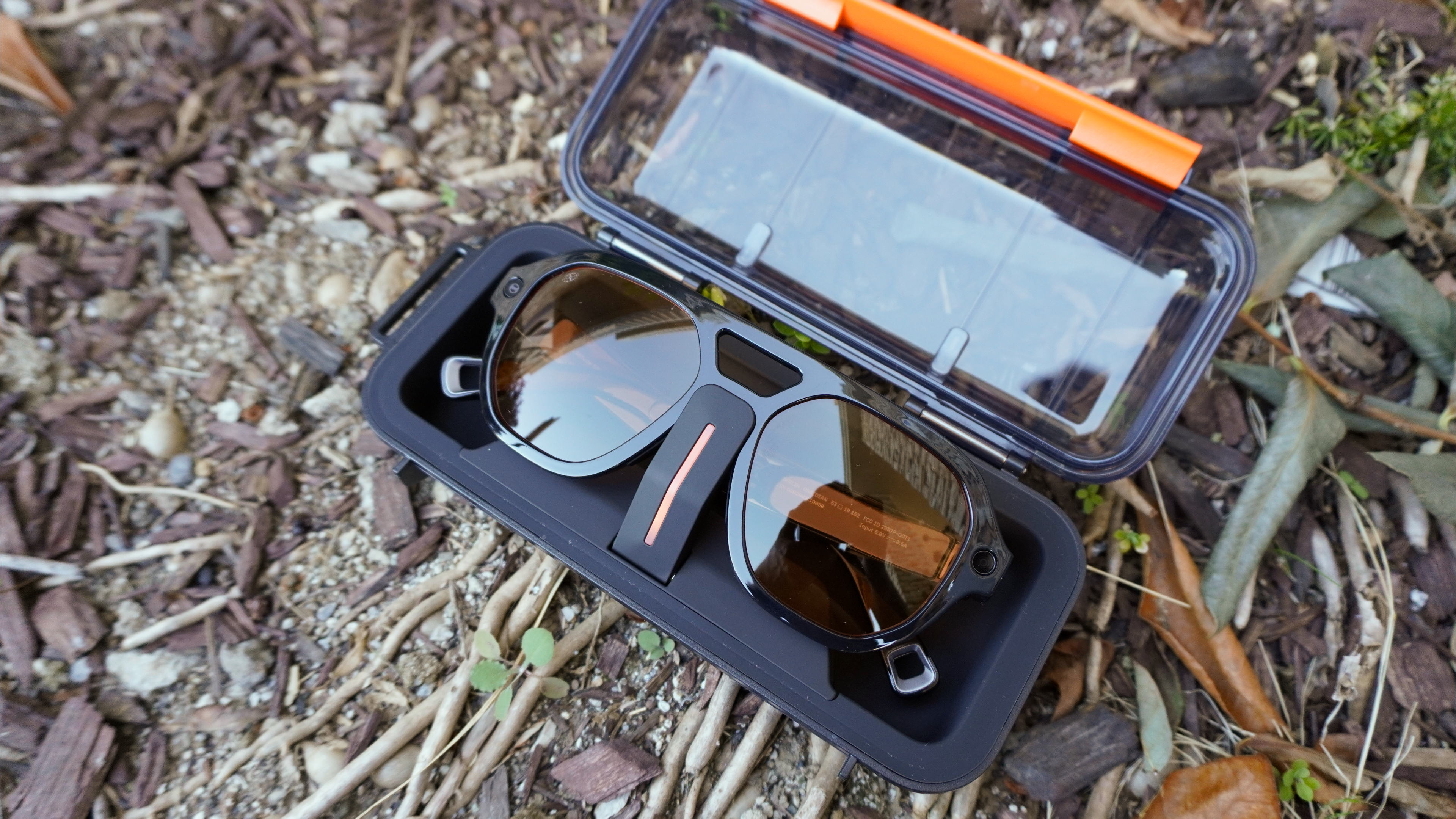 L'Atitude 52N smart glasses