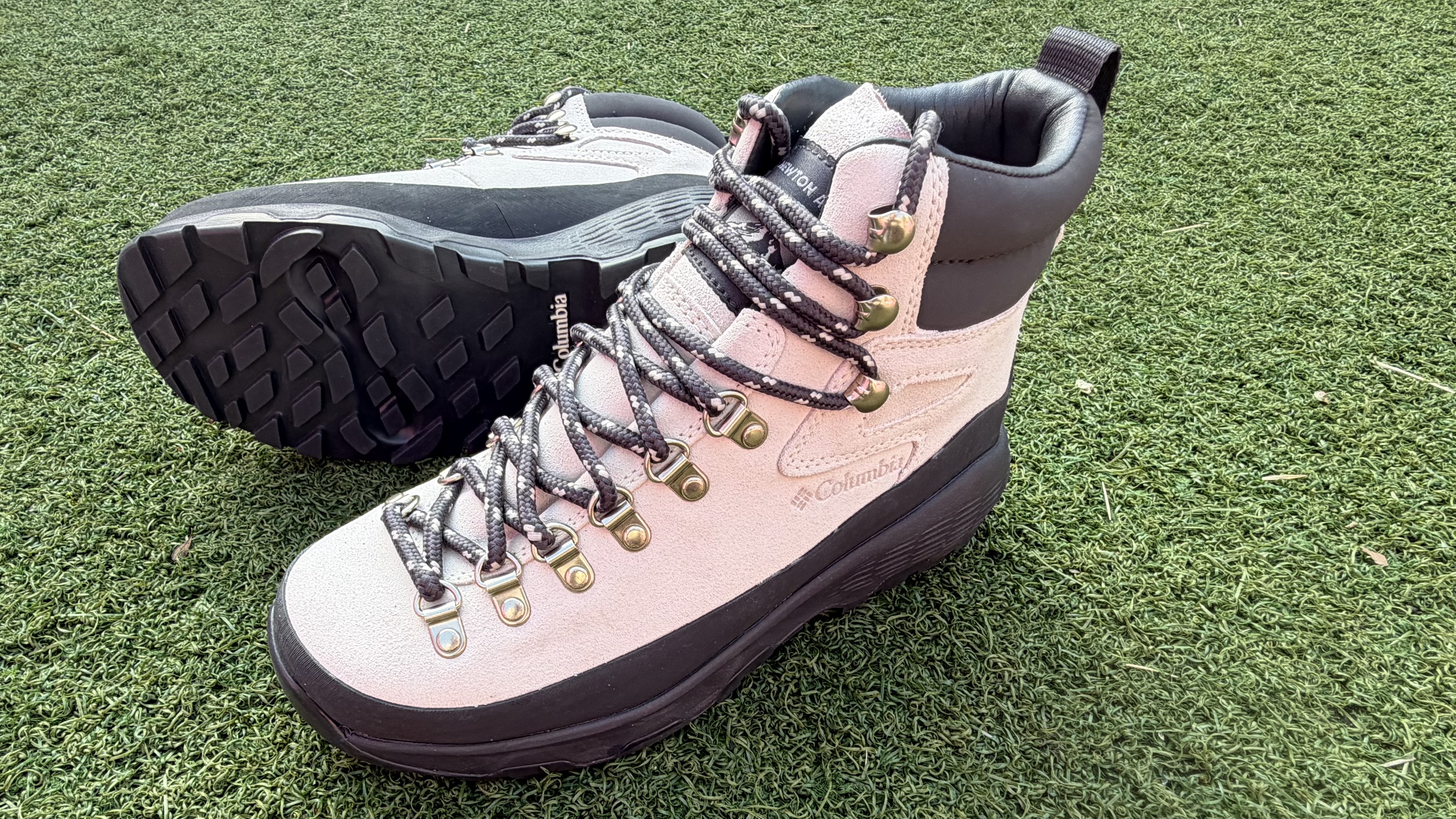 Columbia Women&amp;rsquo;s Newton Alpine PT&amp;trade; Waterproof Boot