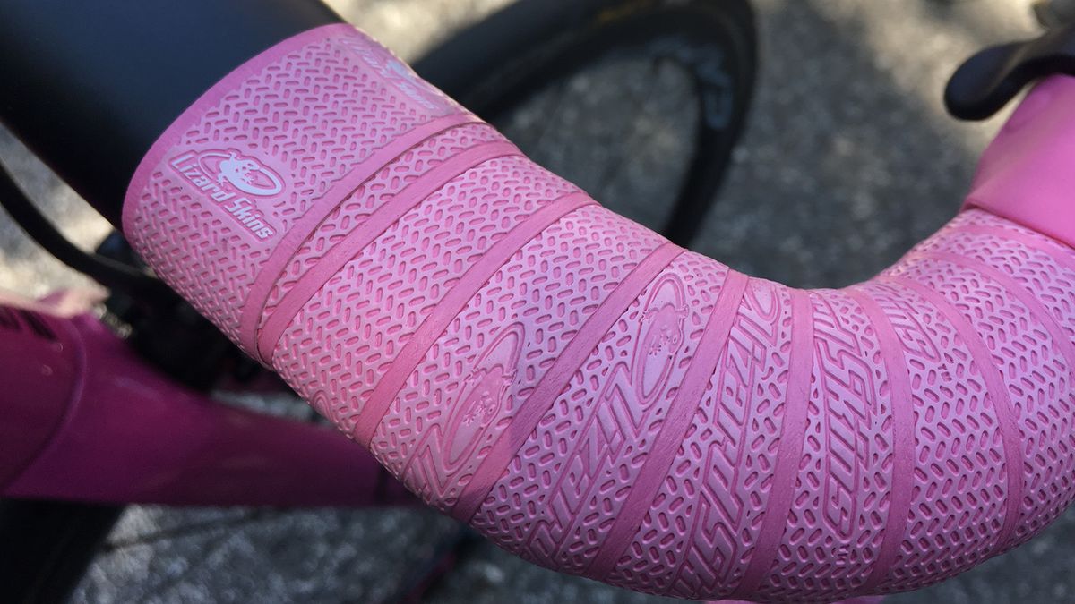 Matching pink handlebar tape from LizardSkins
