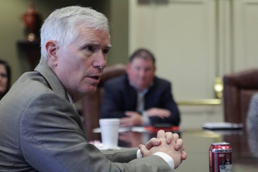 GOP Rep. Mo Brooks: Democrats waging a &amp;#039;war on whites&amp;#039;