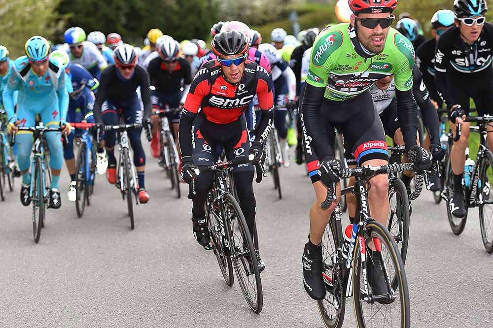 Richie Porte follows Tom Dumoulin during stage 4 in Romandie.