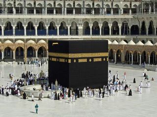 black-rock-kaaba-101124-02