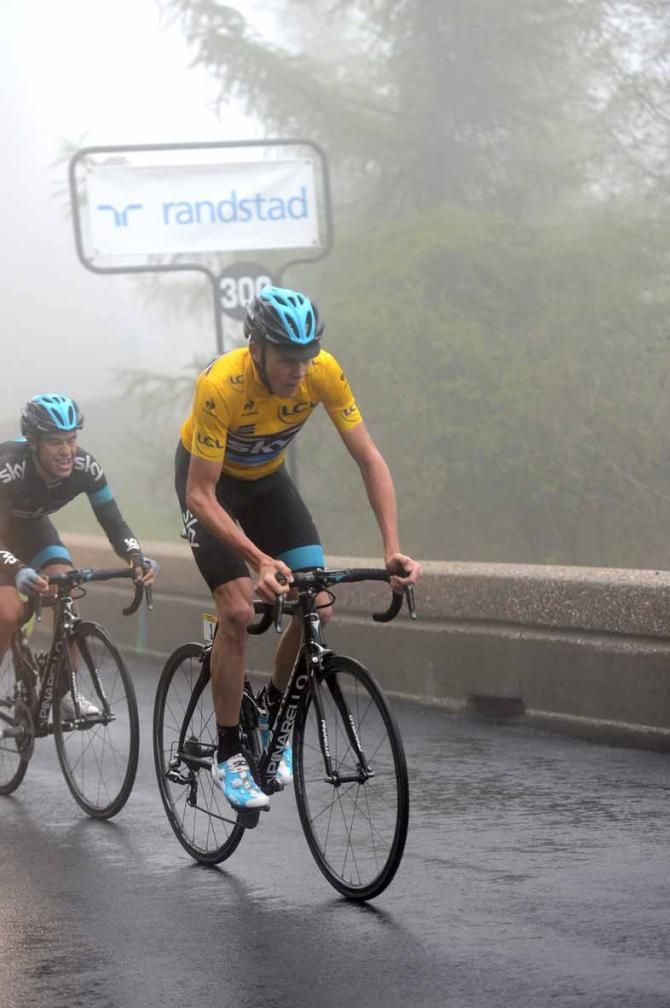 Chris Froome (Sky) rides towards Dauphin&eacute; victory at Risoul.