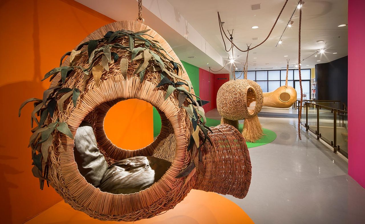 Porky Hefer&#039;s animal-form nests