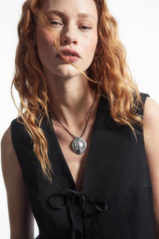 Organic-Shaped Pendant Necklace
