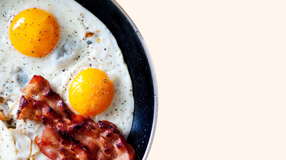 A Carnivore diet meal: a pan of bacon and eggs