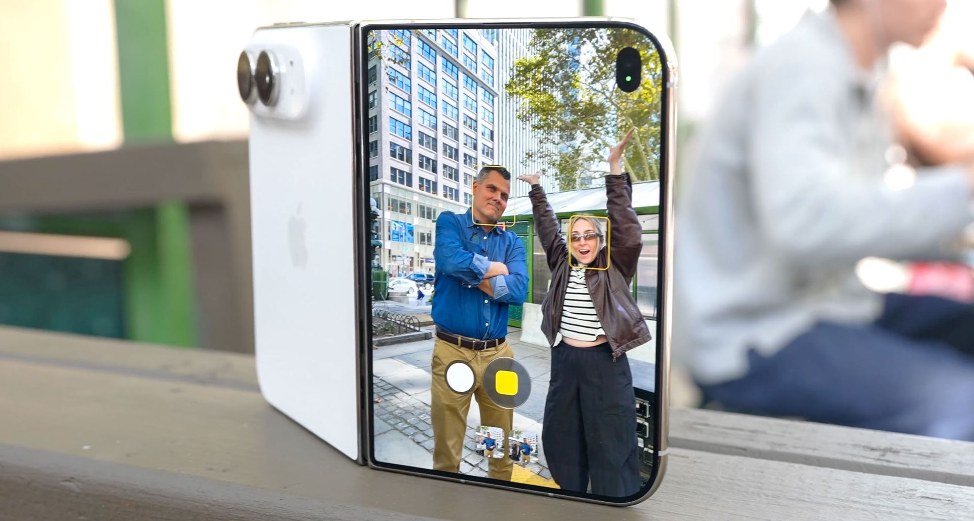 iPhone Duo