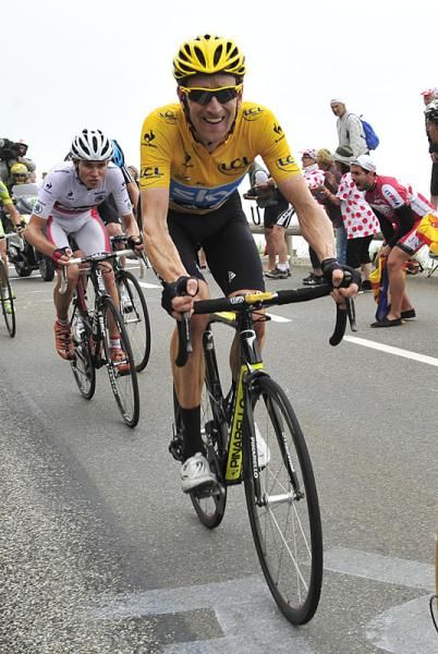 Bradley Wiggins (Sky) on a climb