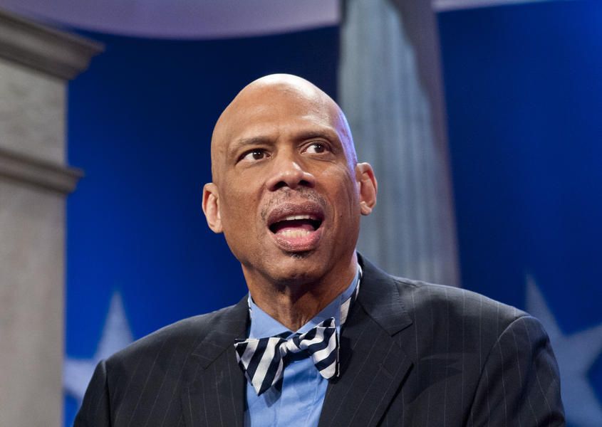 Kareem Abdul-Jabbar defends Bruce Levenson&amp;#039;s offensive email