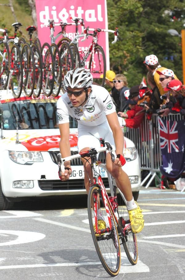 Rein Taaramae (Cofidis) had a difficult day and slipped out of the white jersey