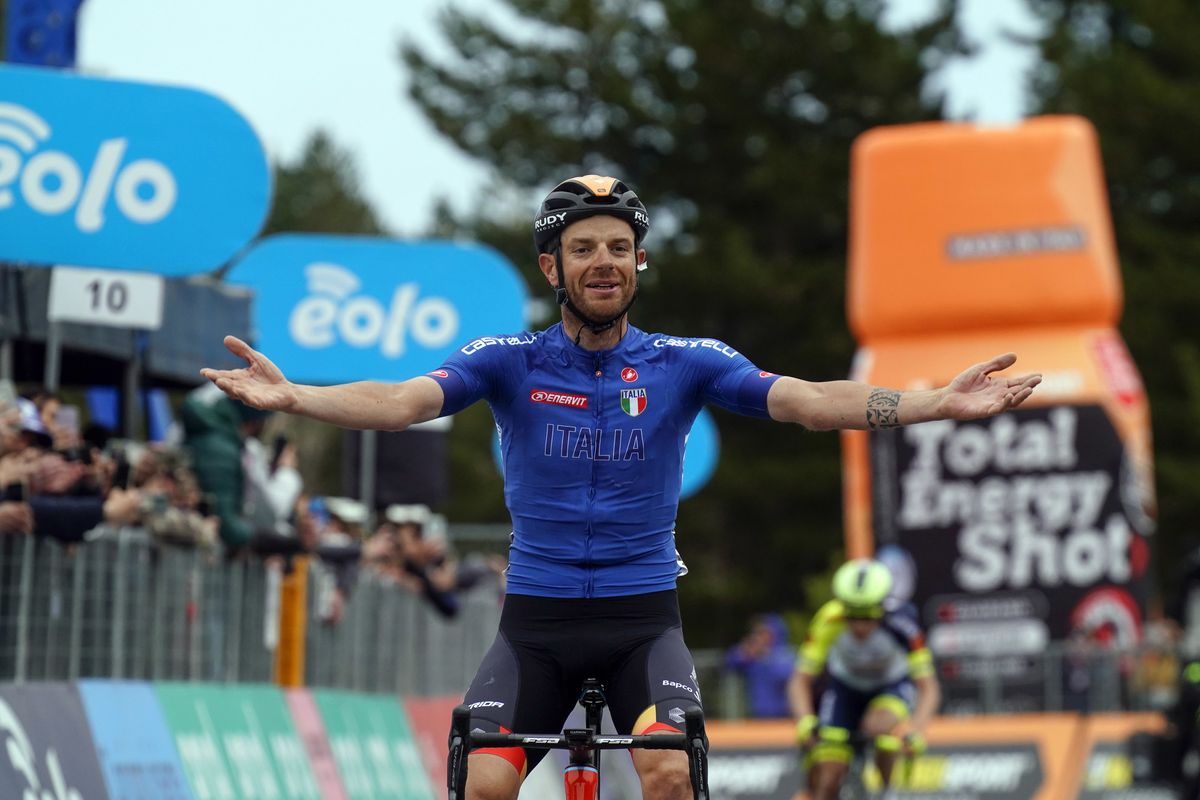 Giro di Sicilia 2022 - 3rd Edition - 4th stage Ragalna - Etna 140 km - 15/04/2022 - Damiano Caruso (ITA - Bahrain Victorious) - photo Massimo Fulgenzi/SprintCyclingAgency&Acirc;&copy;2022