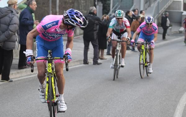 Michele Scarponi (Lampre - ISD) looks back to assess the situation
