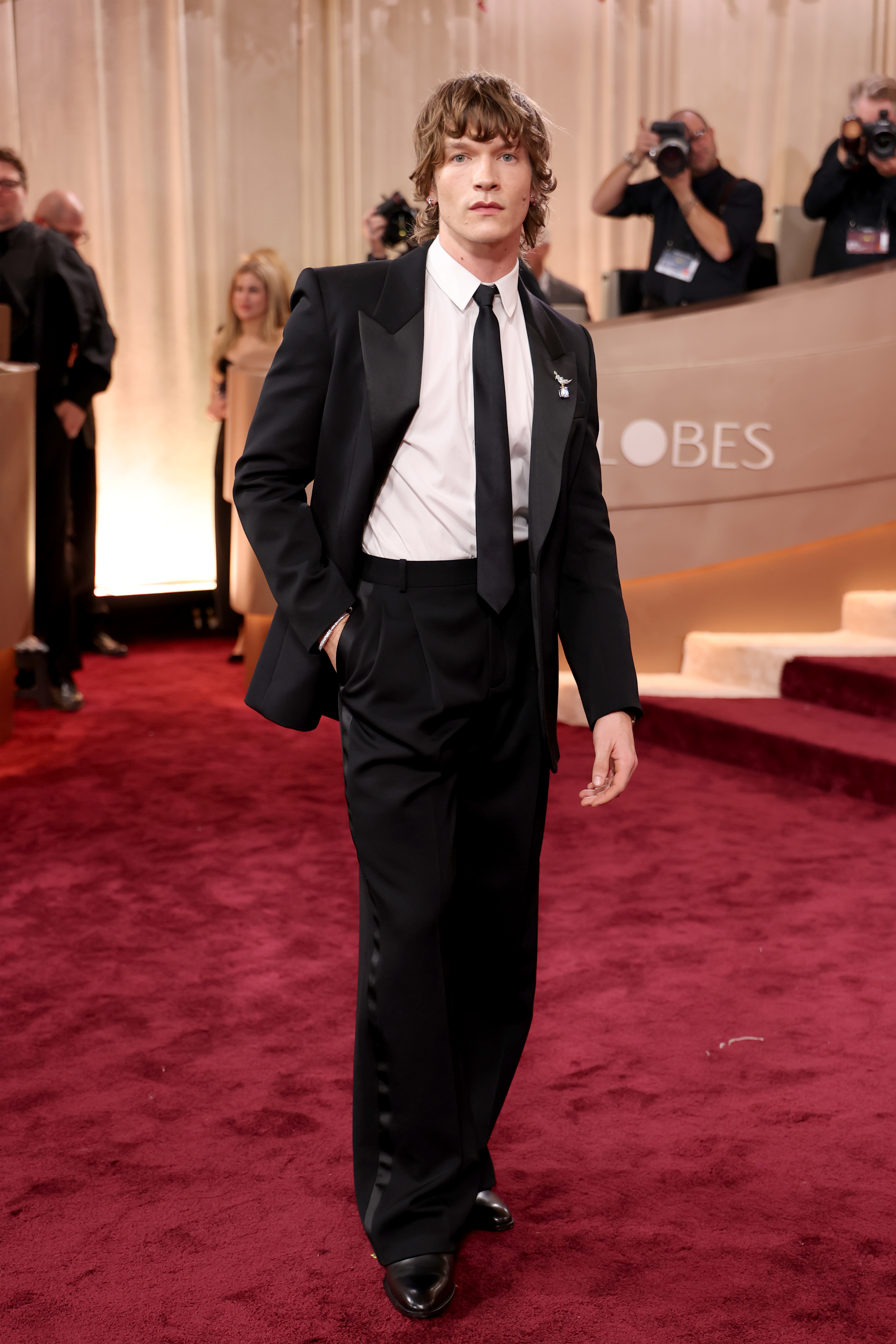 stars arrive at the 2026 Golden Globes red carpet to make the best dressed list