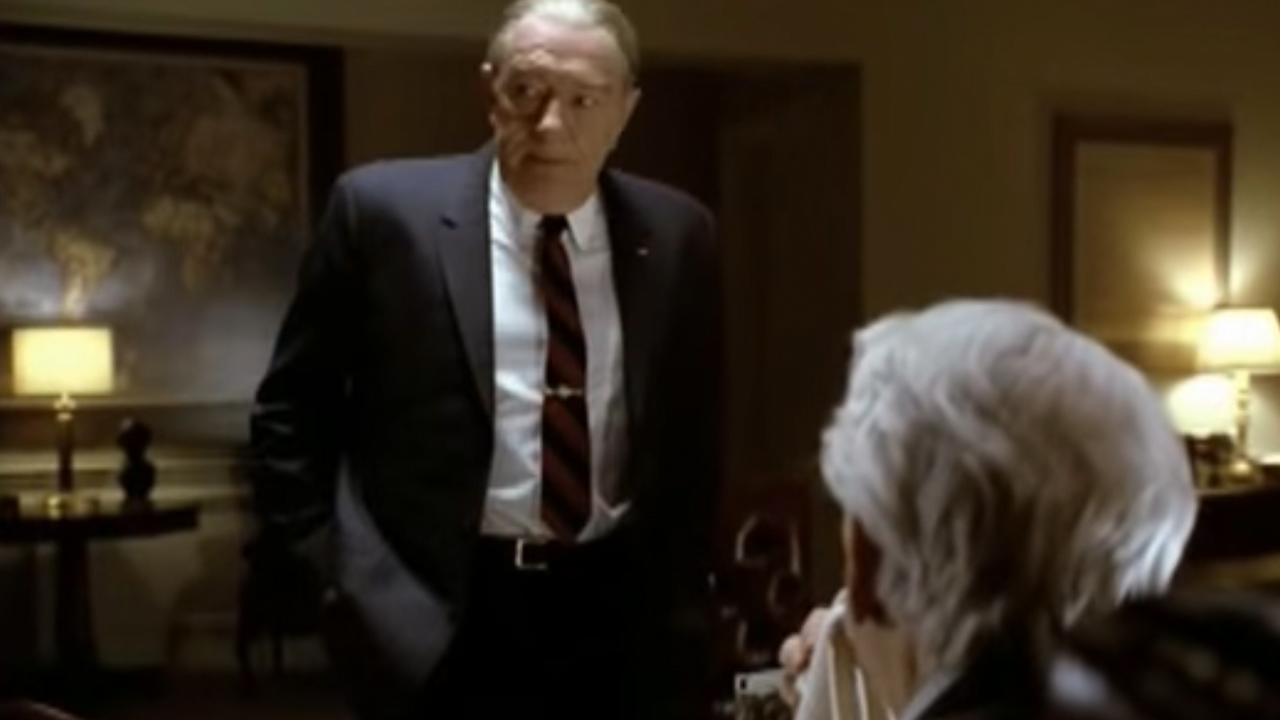 Michael Gambon playing LBJ, wearing a suit, in Path To War