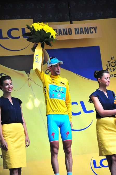 Race leader Vincenzo Nibali