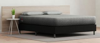 zoma hybrid mattress gray