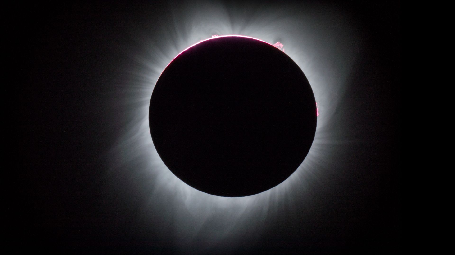 Во сколько солнечное затмение сегодня 2024. Солнечное затмение на севере. Planet 414. Black Moon.
