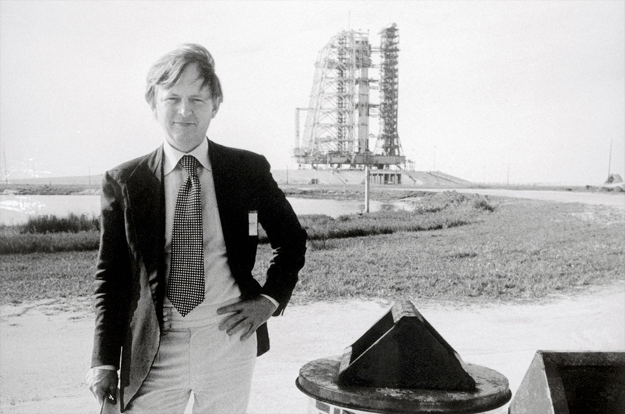 tom wolfe right stuff obituary