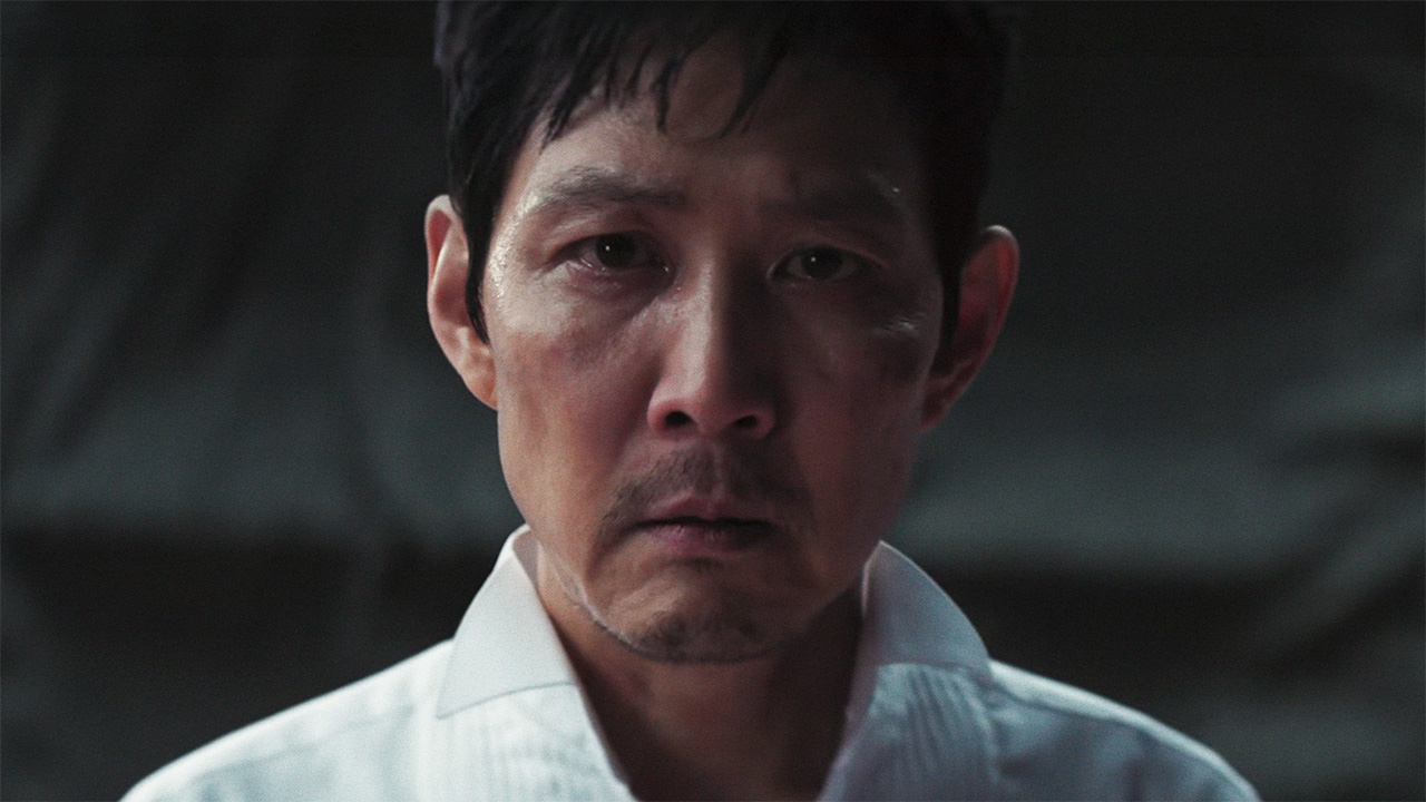 Gi-hun looking directly into the camera in Squid Game season 3 episode 6