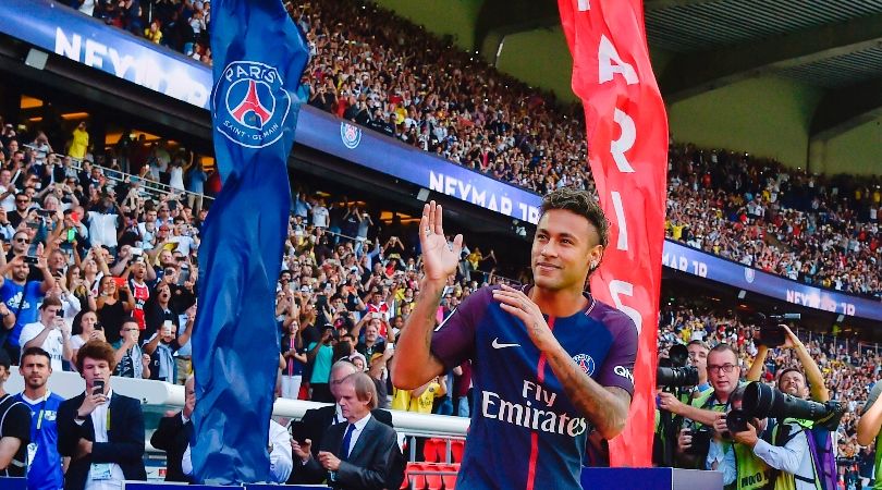 Neymar waves to fans at his Paris Saint-Germain presentation in 2017.