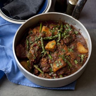 Niku's One-Pot Chicken Curry