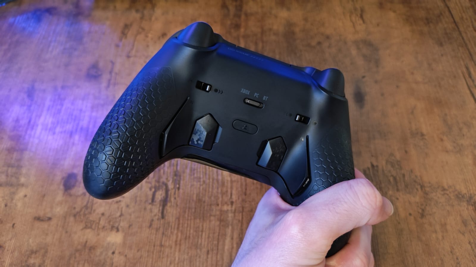 The back of the Scuf Valor Pro Wireless