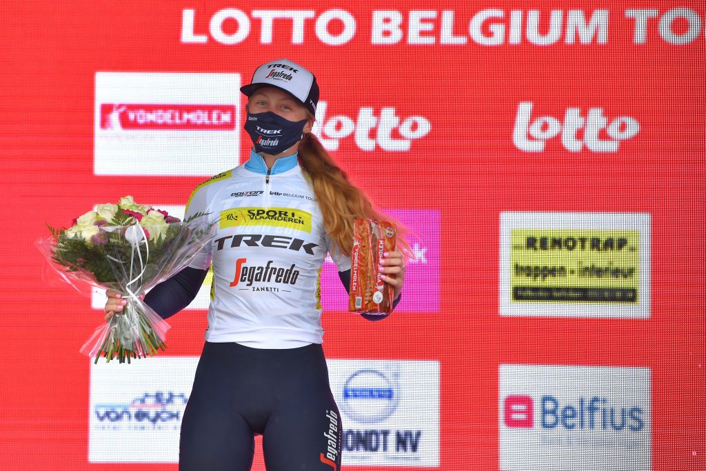 CHIMAY BELGIUM JUNE 22 Elynor Backstedt of The United Kingdom and Team Trek Segafredo White Best Young Rider Jersey celebrates at podium during the 9th Lotto Belgium Tour 2021 Prologue a 44km Individual Time Trial stage from Chimay to Chimay Trophy ITT LottoBelgTour LottoBelgiumTour on June 22 2021 in Chimay Belgium Photo by Luc ClaessenGetty Images