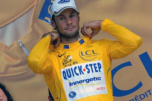 Hmm, is the yellow jersey really that heavy?