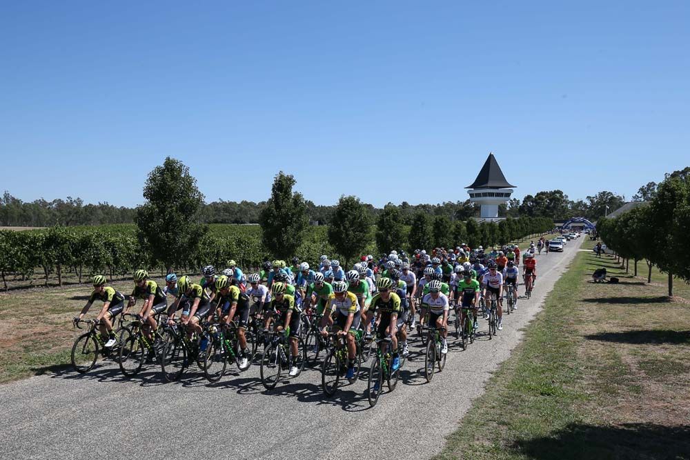 The peloton roll out on stage 3 of the Herald Sun Tour