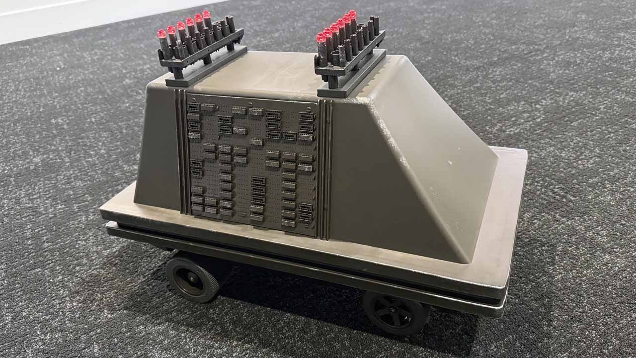 mouse-droid-1746177346-jzbb.jpg